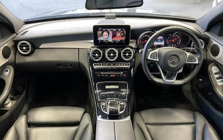 Mercedes-Benz C-Класс, 2018 год, 2 350 000 рублей, 11 фотография