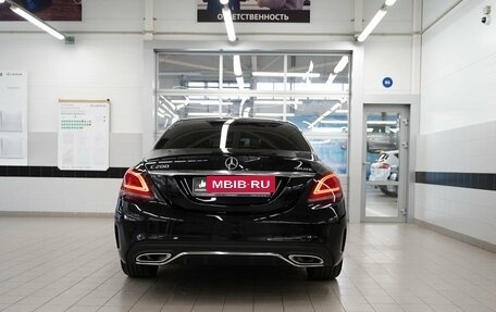 Mercedes-Benz C-Класс, 2019 год, 3 180 000 рублей, 4 фотография