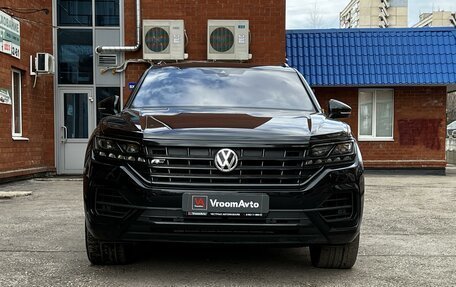 Volkswagen Touareg III, 2019 год, 5 890 000 рублей, 2 фотография