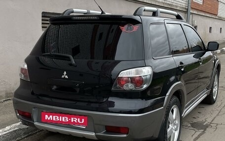 Mitsubishi Outlander III рестайлинг 3, 2006 год, 890 000 рублей, 3 фотография