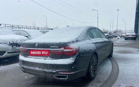 BMW 7 серия, 2017 год, 4 200 000 рублей, 3 фотография