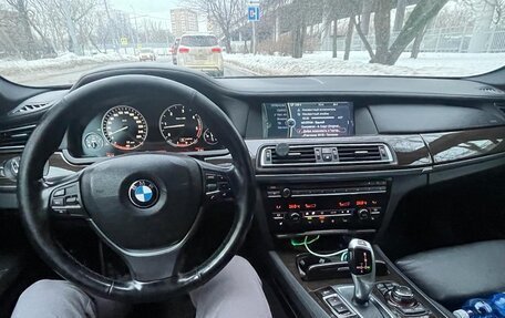 BMW 7 серия, 2010 год, 1 950 000 рублей, 3 фотография