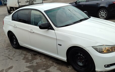 BMW 3 серия, 2011 год, 1 600 000 рублей, 5 фотография