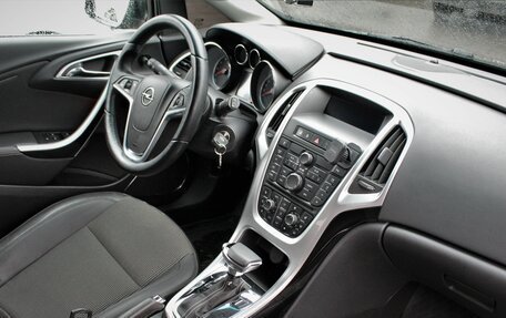 Opel Astra J, 2011 год, 795 000 рублей, 5 фотография