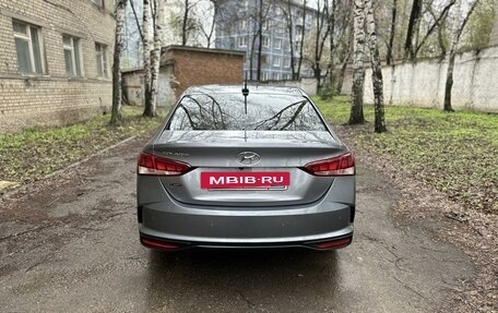 Hyundai Solaris II рестайлинг, 2020 год, 1 810 000 рублей, 4 фотография