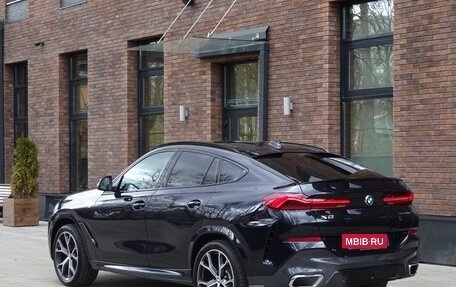 BMW X6, 2022 год, 14 000 000 рублей, 9 фотография