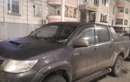 Toyota Hilux VII, 2012 год, 1 800 000 рублей, 2 фотография