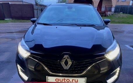 Renault Kaptur I рестайлинг, 2018 год, 1 820 000 рублей, 2 фотография