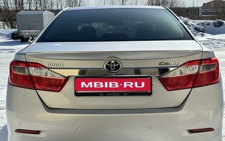 Toyota Camry, 2014 год, 2 150 000 рублей, 5 фотография