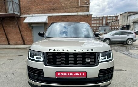 Land Rover Range Rover IV рестайлинг, 2013 год, 5 000 000 рублей, 3 фотография