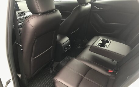 Mazda CX-4, 2022 год, 3 290 000 рублей, 9 фотография