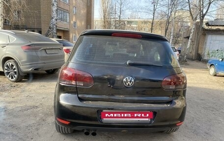 Volkswagen Golf VI, 2010 год, 900 000 рублей, 4 фотография