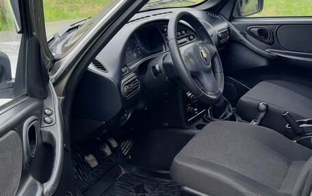 Chevrolet Niva I рестайлинг, 2012 год, 655 000 рублей, 7 фотография