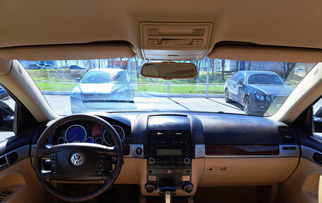 Volkswagen Touareg III, 2010 год, 1 635 000 рублей, 14 фотография