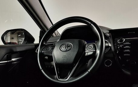 Toyota Camry, 2020 год, 2 840 000 рублей, 18 фотография