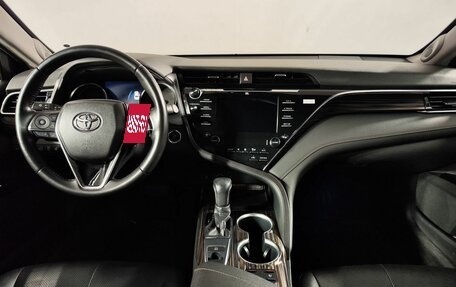Toyota Camry, 2020 год, 2 840 000 рублей, 17 фотография