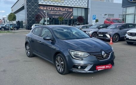 Renault Megane IV, 2016 год, 1 490 000 рублей, 2 фотография