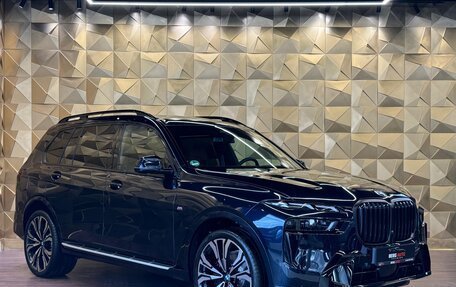 BMW X7, 2024 год, 22 000 000 рублей, 2 фотография