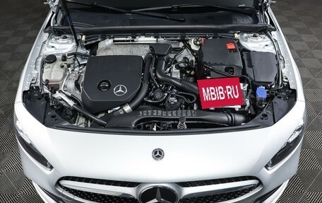 Mercedes-Benz A-Класс, 2019 год, 3 398 000 рублей, 9 фотография