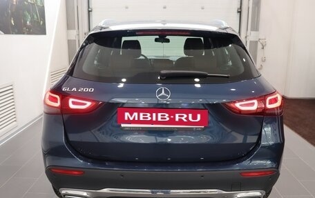 Mercedes-Benz GLA, 2020 год, 4 100 000 рублей, 13 фотография