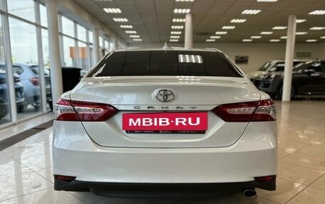 Toyota Camry, 2019 год, 2 990 000 рублей, 5 фотография