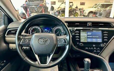 Toyota Camry, 2019 год, 2 990 000 рублей, 14 фотография