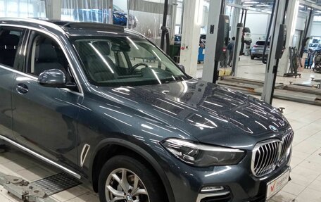 BMW X5, 2019 год, 5 649 000 рублей, 2 фотография