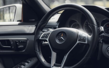 Mercedes-Benz E-Класс, 2012 год, 5 350 000 рублей, 22 фотография