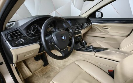 BMW 5 серия, 2011 год, 1 595 000 рублей, 19 фотография