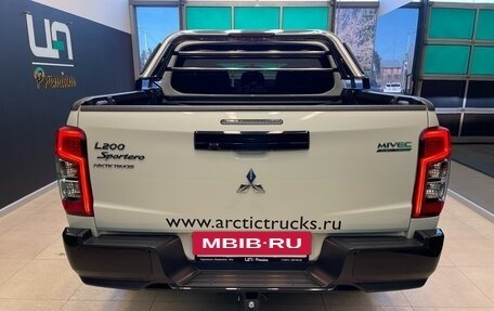 Mitsubishi L200 IV рестайлинг, 2023 год, 8 150 000 рублей, 6 фотография