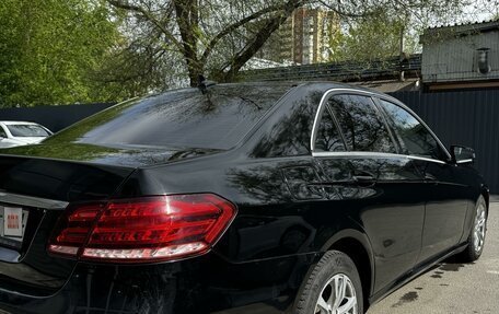 Mercedes-Benz E-Класс, 2013 год, 1 800 000 рублей, 4 фотография