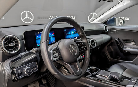 Mercedes-Benz CLA, 2020 год, 2 645 000 рублей, 16 фотография