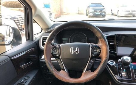 Honda Odyssey IV, 2021 год, 3 600 000 рублей, 14 фотография