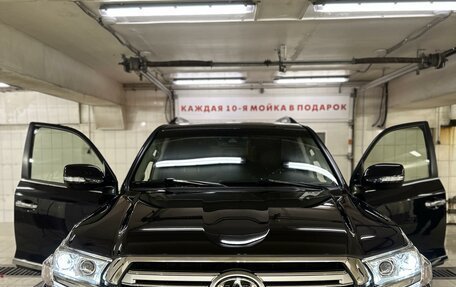 Toyota Land Cruiser 200, 2020 год, 10 000 000 рублей, 5 фотография