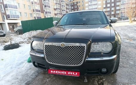 Chrysler 300C II, 2006 год, 1 300 000 рублей, 5 фотография