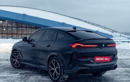 BMW X6, 2022 год, 11 000 000 рублей, 5 фотография