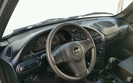 Chevrolet Niva I рестайлинг, 2016 год, 900 000 рублей, 15 фотография