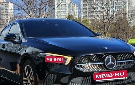 Mercedes-Benz A-Класс, 2021 год, 3 070 000 рублей, 2 фотография
