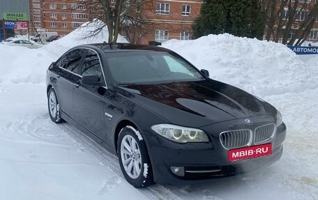 BMW 5 серия, 2012 год, 2 430 000 рублей, 3 фотография