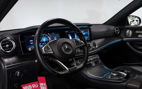 Mercedes-Benz E-Класс, 2017 год, 4 197 000 рублей, 21 фотография
