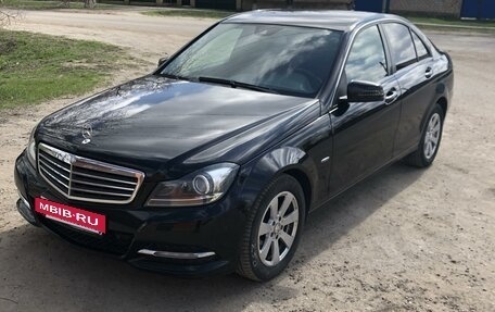 Mercedes-Benz C-Класс, 2011 год, 1 700 000 рублей, 8 фотография
