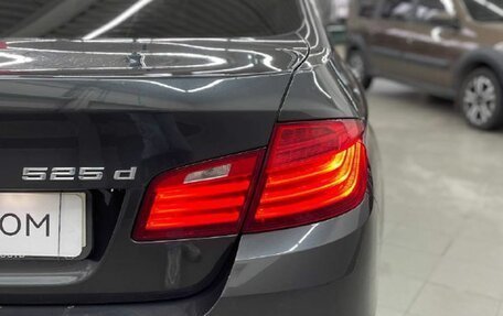 BMW 5 серия, 2014 год, 2 397 000 рублей, 13 фотография