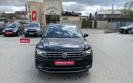 Volkswagen Tiguan II, 2018 год, 2 497 000 рублей, 1 фотография