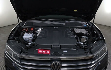 Volkswagen Touareg III, 2019 год, 5 900 000 рублей, 9 фотография