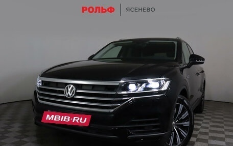 Volkswagen Touareg III, 2019 год, 5 900 000 рублей, 18 фотография