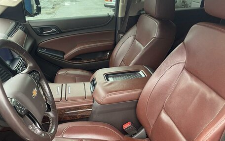 Chevrolet Tahoe IV, 2018 год, 5 300 000 рублей, 4 фотография