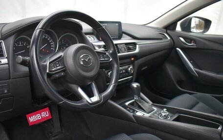 Mazda 6, 2017 год, 2 045 000 рублей, 13 фотография