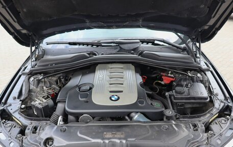 BMW 5 серия, 2005 год, 1 745 000 рублей, 8 фотография