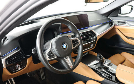 BMW 5 серия, 2021 год, 6 500 000 рублей, 11 фотография
