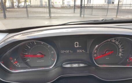 Peugeot 208 II, 2013 год, 925 000 рублей, 11 фотография